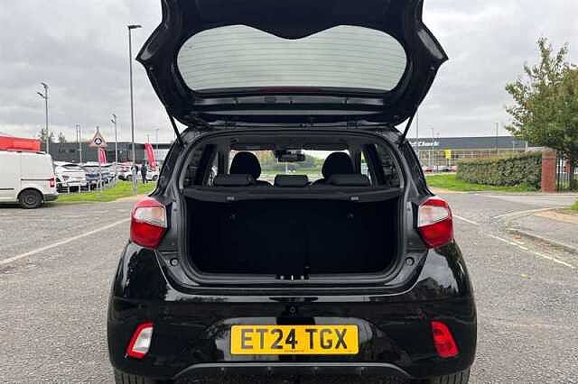 Hyundai i10 1.0 Premium Hatchback 5dr Petrol Auto Euro 6 (s/s) (63 ps)