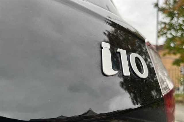 Hyundai i10 1.0 Premium Hatchback 5dr Petrol Auto Euro 6 (s/s) (63 ps)