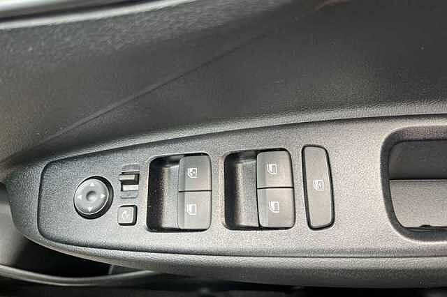 Hyundai I10 1.2 Premium Hatchback 5dr Petrol Auto Euro 6 (s/s) (79 ps) Green