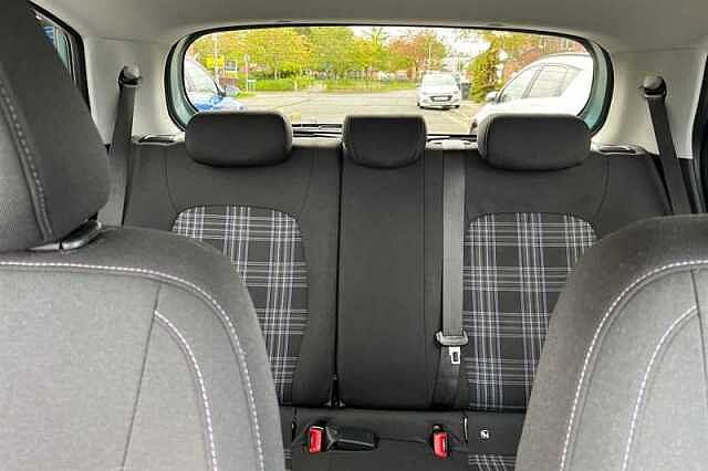 Hyundai I10 1.2 Premium Hatchback 5dr Petrol Auto Euro 6 (s/s) (79 ps) Green