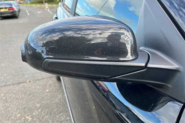 Hyundai KONA 1.6 h-GDi Ultimate SUV 5dr Petrol Hybrid DCT Euro 6 (s/s) (141 ps)