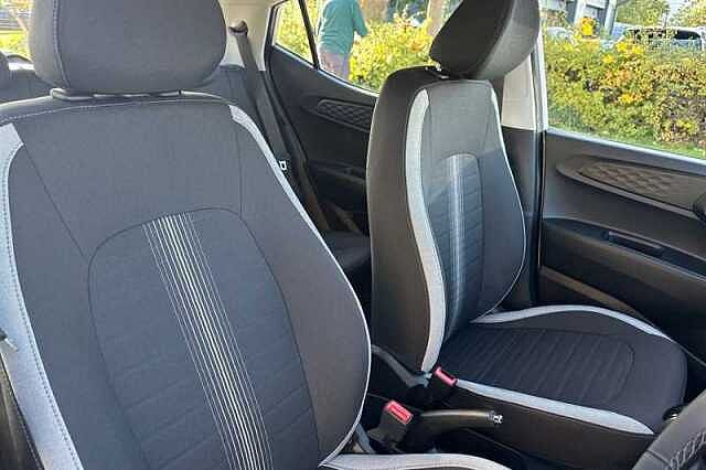 Hyundai I10 1.0 Advance Hatchback 5dr Petrol Auto Euro 6 (s/s) (63 ps) Grey