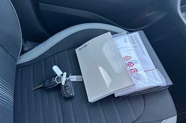 Hyundai I10 1.0 Advance Hatchback 5dr Petrol Auto Euro 6 (s/s) (63 ps) Grey