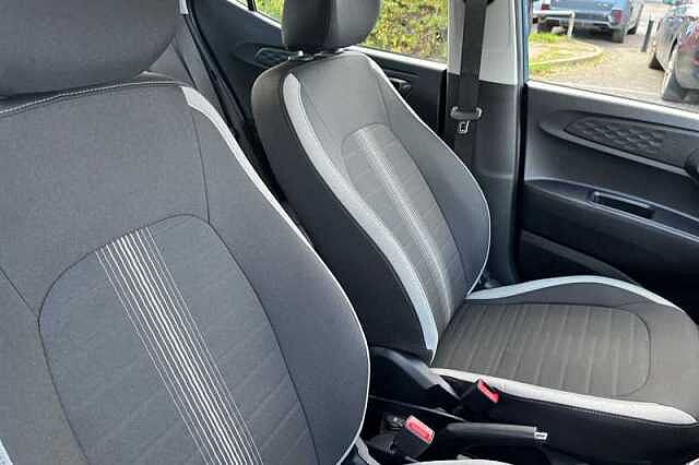 Hyundai i10 1.2 Advance Hatchback 5dr Petrol Auto Euro 6 (s/s) (79 ps)