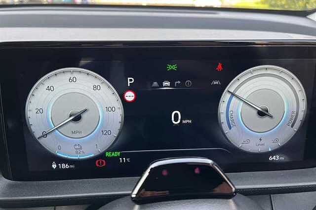 Hyundai INSTER Long Range 49kWh 02 SUV 5dr Electric Auto (115 ps) Black