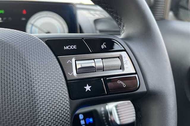 Hyundai INSTER Long Range 49kWh 02 SUV 5dr Electric Auto (115 ps) Black