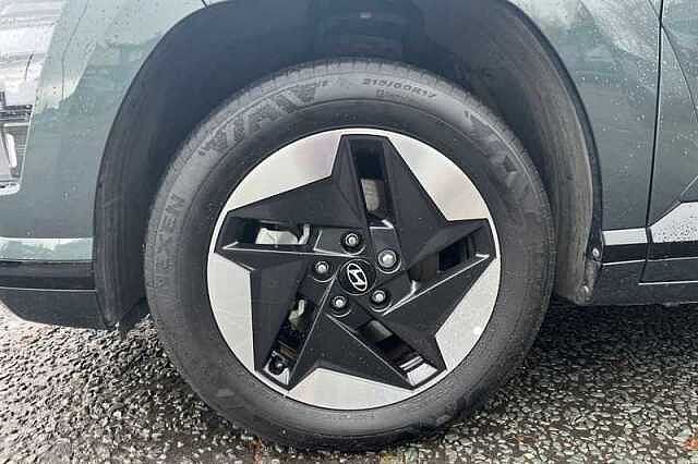 Hyundai KONA 65.4kWh Advance SUV 5dr Electric Auto (218 ps) Green