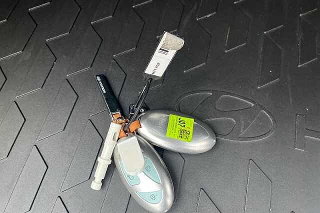 Hyundai KONA 65.4kWh Advance SUV 5dr Electric Auto (218 ps) Green