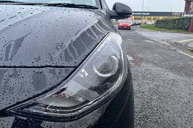 Hyundai I10 1.0 Premium Hatchback 5dr Petrol Auto Euro 6 (s/s) (63 ps) Black