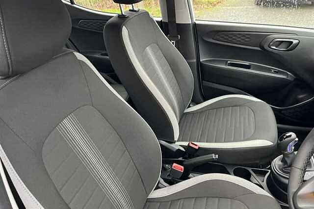 Hyundai I10 1.0 Advance Hatchback 5dr Petrol Auto Euro 6 (s/s) (63 ps) Grey