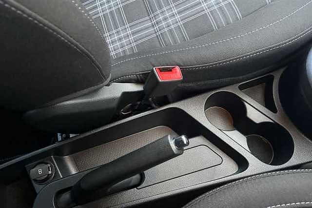 Hyundai I10 1.2 Premium Hatchback 5dr Petrol Auto Euro 6 (s/s) (79 ps) White