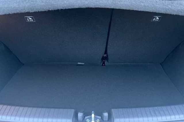 Hyundai I10 1.2 Premium Hatchback 5dr Petrol Auto Euro 6 (s/s) (79 ps) White