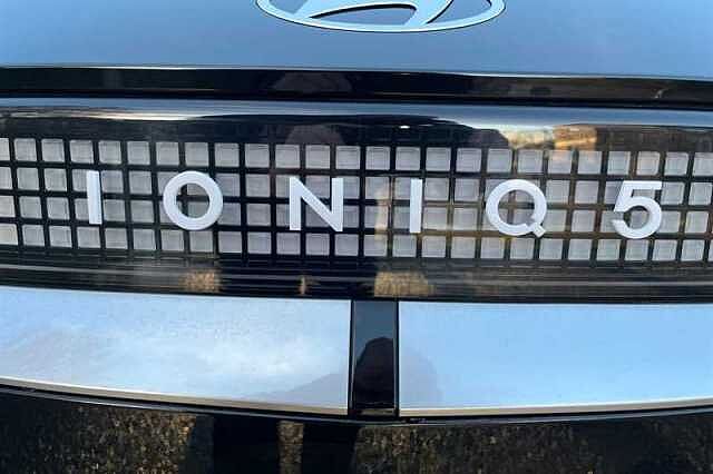 Hyundai IONIQ 5 Ioniq 5 168kW Ultimate 84 kWh 5dr Auto Hatchback Black