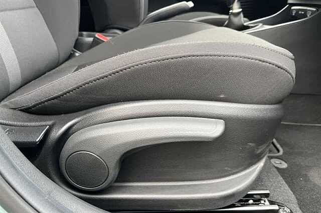 Hyundai i20 1.0 T-GDi Black Line Hatchback 5dr Petrol Manual Euro 6 (s/s) (90 ps)
