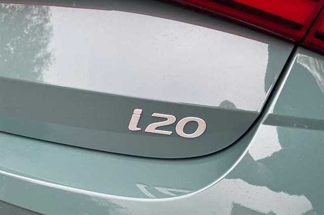 Hyundai i20 1.0 T-GDi Black Line Hatchback 5dr Petrol Manual Euro 6 (s/s) (90 ps)
