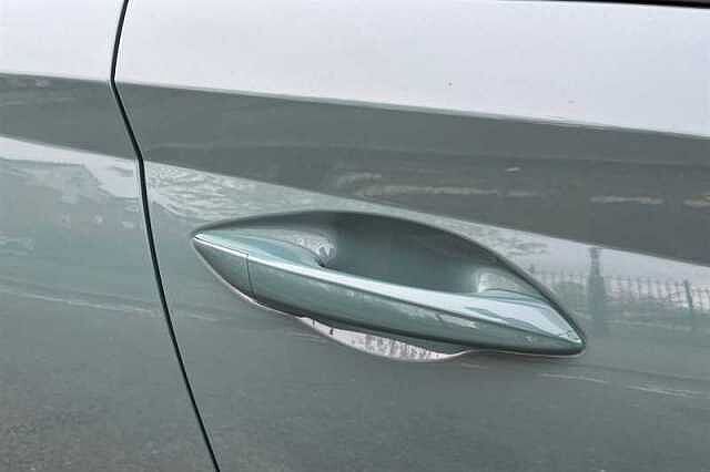 Hyundai i20 1.0 T-GDi Black Line Hatchback 5dr Petrol Manual Euro 6 (s/s) (90 ps)