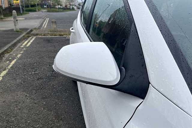 Hyundai i10 1.0 Advance Hatchback 5dr Petrol Manual Euro 6 (s/s) (63 ps)