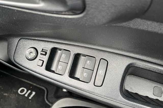 Hyundai I10 1.2 Premium Hatchback 5dr Petrol Auto Euro 6 (s/s) (79 ps) Blue