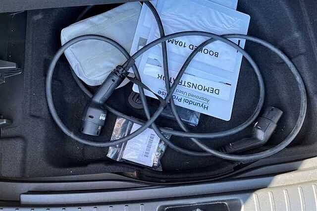 Hyundai KONA 48.4kWh Advance SUV 5dr Electric Auto (156 ps)