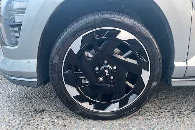 Hyundai KONA 65.4kWh N Line S SUV 5dr Electric Auto (218 ps) Silver