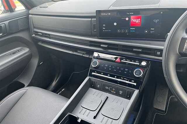 Hyundai SANTA FE 1.6 T-GDi 13.8kWh Calligraphy SUV 5dr Petrol Plug-in Hybrid Auto 4WD Euro 6 (s/s Orange