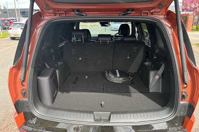 Hyundai SANTA FE 1.6 T-GDi 13.8kWh Calligraphy SUV 5dr Petrol Plug-in Hybrid Auto 4WD Euro 6 (s/s Orange