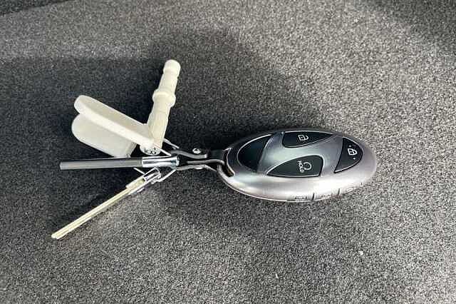 Hyundai SANTA FE 1.6 T-GDi 13.8kWh Calligraphy SUV 5dr Petrol Plug-in Hybrid Auto 4WD Euro 6 (s/s Orange