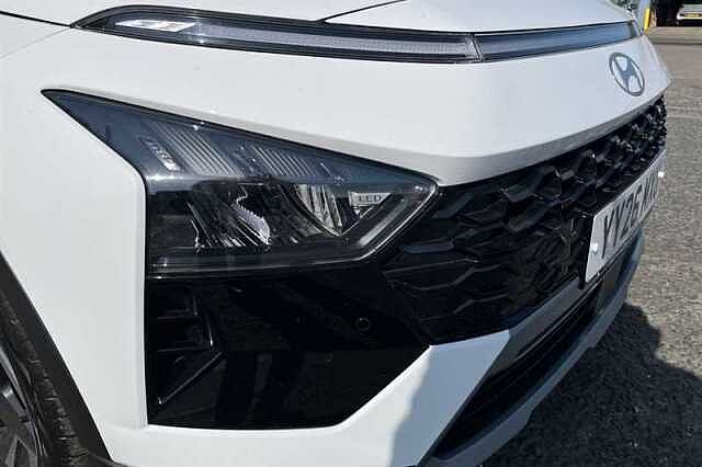 Hyundai BAYON 1.0 T-GDi Tech Line SUV 5dr Petrol DCT Euro 6 (s/s) (90 ps) White