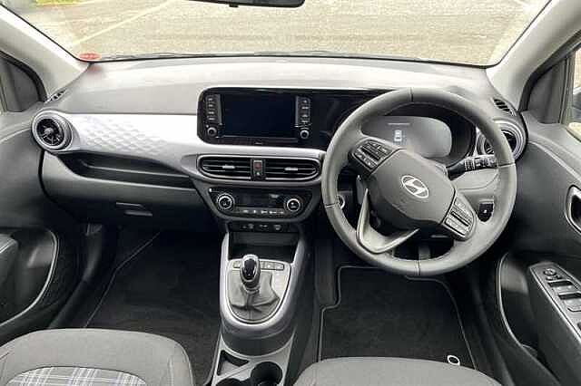 Hyundai I10 1.2 Premium Hatchback 5dr Petrol Auto Euro 6 (s/s) (79 ps) Grey