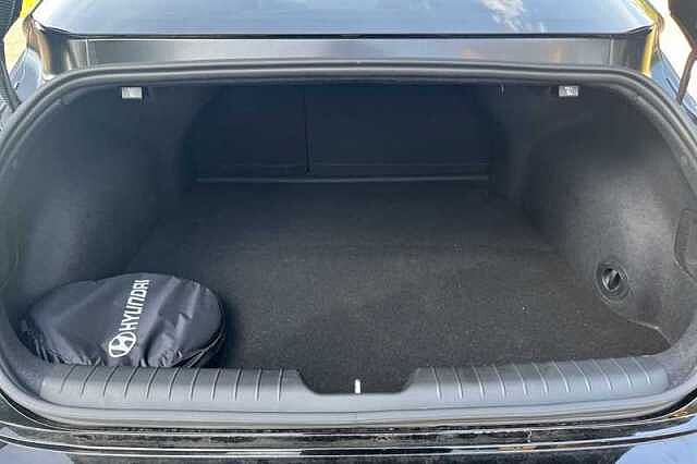 Hyundai IONIQ 6 77.4kWh Ultimate Saloon 4dr Electric Auto (228 ps)