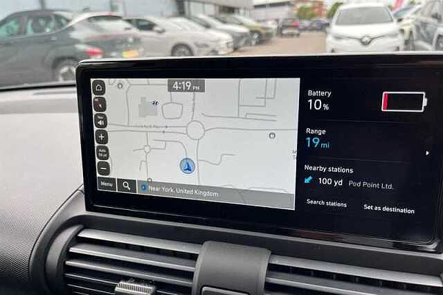 Hyundai INSTER Long Range 49kWh 02 SUV 5dr Electric Auto (115 ps) Black