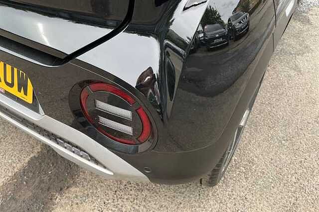 Hyundai INSTER Long Range 49kWh 02 SUV 5dr Electric Auto (115 ps) Black