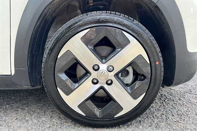 Hyundai INSTER Long Range 49kWh 02 SUV 5dr Electric Auto (115 ps)