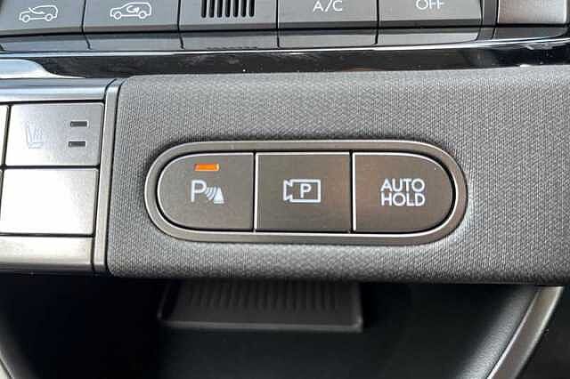 Hyundai INSTER Long Range 49kWh 02 SUV 5dr Electric Auto (115 ps)