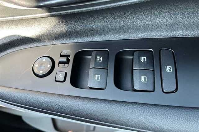 Hyundai I20 1.0 T-GDi Tech Line Hatchback 5dr Petrol DCT Euro 6 (s/s) (90 ps)