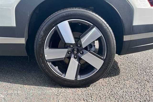 Hyundai SANTA FE 1.6 T-GDi 13.8kWh Premium SUV 5dr Petrol Plug-in Hybrid Auto 4WD Euro 6 (s/s) (7