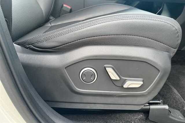 Hyundai SANTA FE 1.6 T-GDi 13.8kWh Premium SUV 5dr Petrol Plug-in Hybrid Auto 4WD Euro 6 (s/s) (7