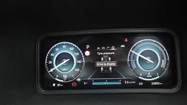Hyundai KONA 64kWh Premium SUV 5dr Electric Auto (10.5kW Charger) (204 ps)