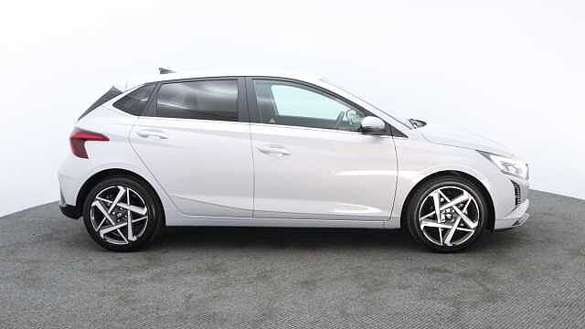 Hyundai i20 1.0 T-GDi Premium Hatchback 5dr Petrol DCT Euro 6 (s/s) (100 ps)
