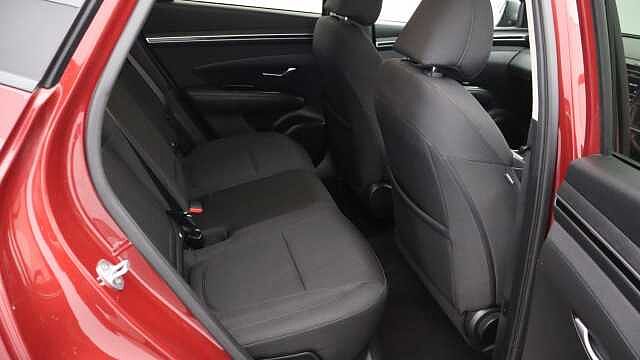 Hyundai TUCSON 1.6 T-GDi MHEV SE Connect SUV 5dr Petrol Hybrid DCT Euro 6 (s/s) (150 ps) Red
