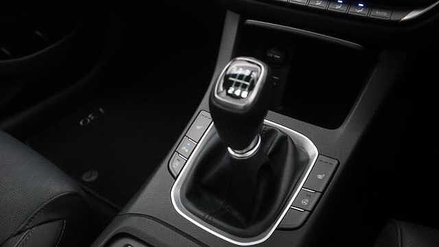 Hyundai i30 1.4 T-GDi Blue Drive Premium SE Hatchback 5dr Petrol Manual Euro 6 (s/s) (140 ps