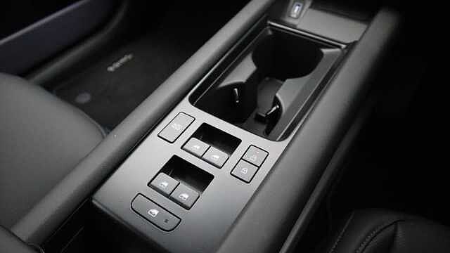 Hyundai IONIQ 6 77.4kWh Ultimate Saloon 4dr Electric Auto AWD (325 ps) Blue