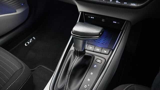 Hyundai i20 1.0 T-GDi MHEV Ultimate Hatchback 5dr Petrol Hybrid DCT Euro 6 (s/s) (100 ps)