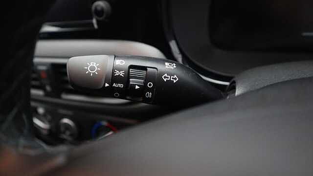 Hyundai i10 1.0 Advance Hatchback 5dr Petrol Manual Euro 6 (s/s) (63 ps)