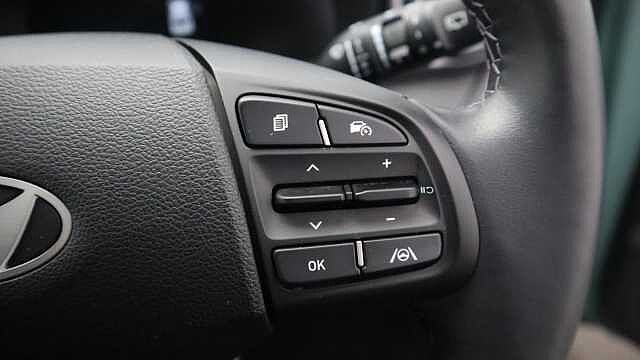 Hyundai i10 1.0 Premium Hatchback 5dr Petrol Auto Euro 6 (s/s) (63 ps)