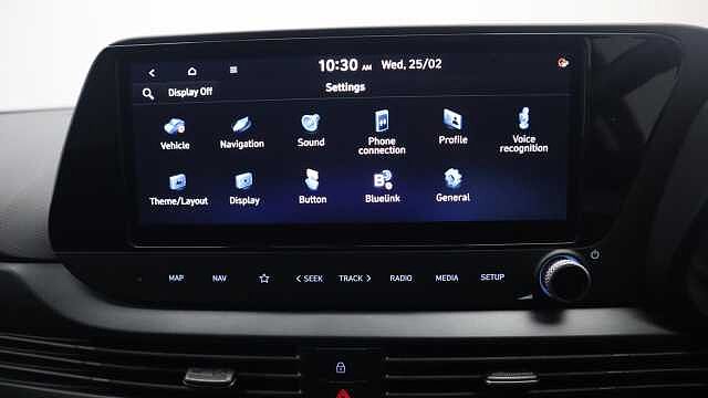 Hyundai BAYON 1.0 T-GDi MHEV Premium SUV 5dr Petrol Hybrid Manual Euro 6 (s/s) (100 ps) Red