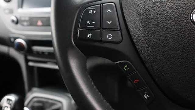 Hyundai I10 1.2 Premium Hatchback 5dr Petrol Manual Euro 6 (87 ps) White