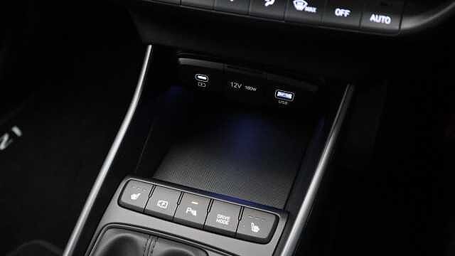 Hyundai i20 1.0 T-GDi Premium Hatchback 5dr Petrol DCT Euro 6 (s/s) (100 ps)