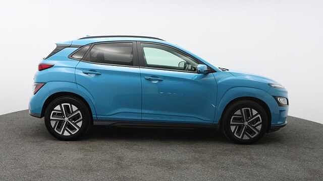 Hyundai KONA 64kWh Premium SUV 5dr Electric Auto (10.5kW Charger) (204 ps)