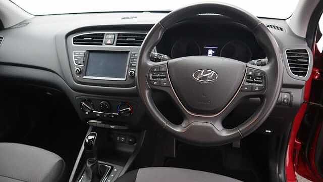 Hyundai i20 1.0 T-GDi SE Hatchback 5dr Petrol DCT Euro 6 (s/s) (100 ps)